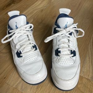 Air Jordan 4 Retro BG